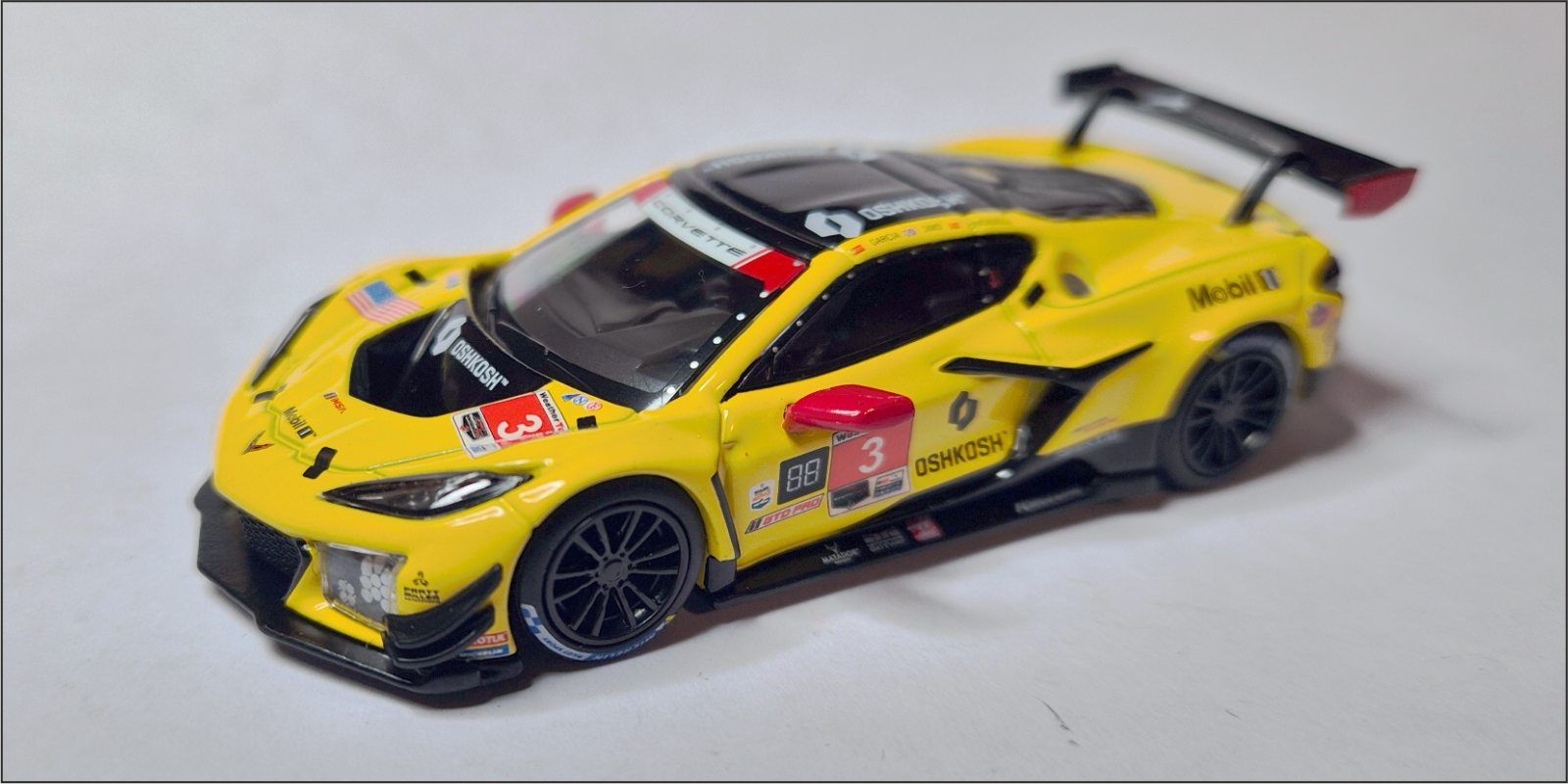MiniGT - Chevrolet CorvetteZ06 GT3.R #3